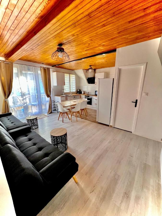 Appartement Style Chalet Standing 2 A 6 Personnes La Bourboule Bagian luar foto
