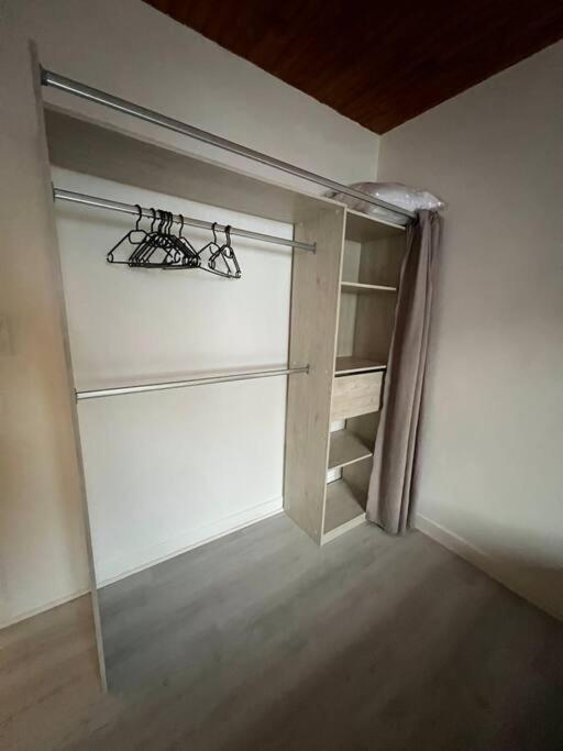 Appartement Style Chalet Standing 2 A 6 Personnes La Bourboule Bagian luar foto
